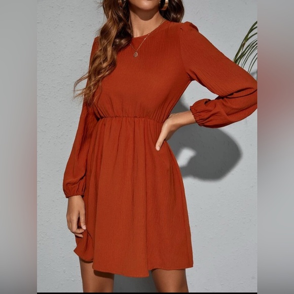 SHEIN Solid Keyhole Back Dress | S - Picture 2 of 4